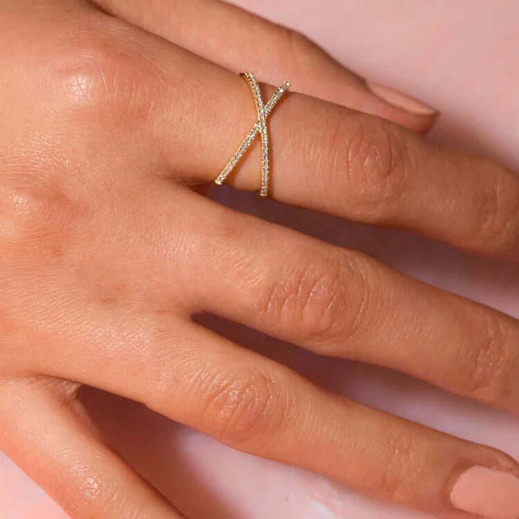 Nia Gull Diamant Kors Ring