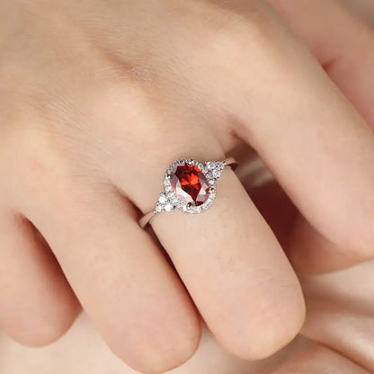 Kirelle Emberlain Ring | Hvitt Gull