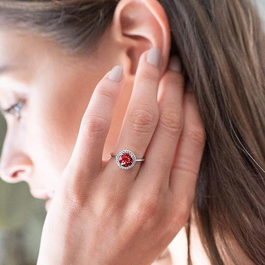 Crimson Glow Promise Rubin Ring | Hvitt Gull