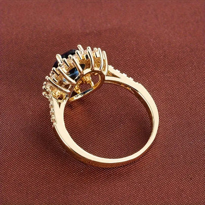 Vionne Saphirae Ring | Hvitt Gull