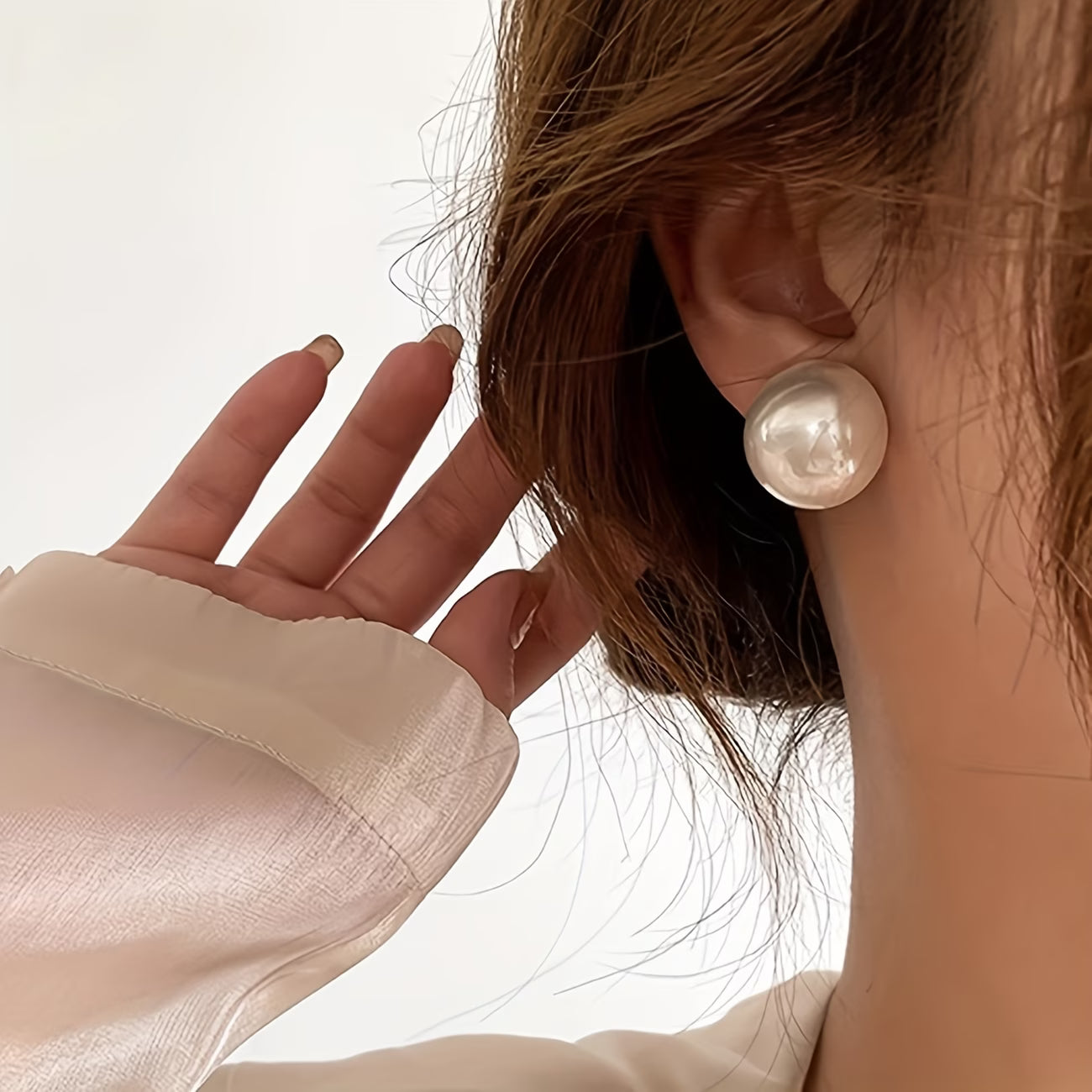 Den Statement Perle Stud Øredobber
