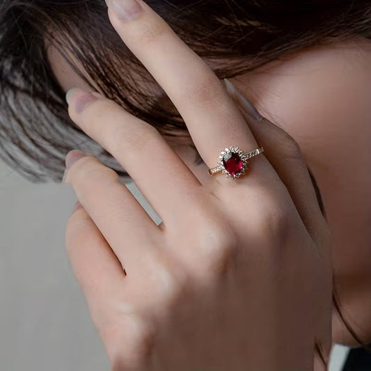 Empress Rød Ring | Gull